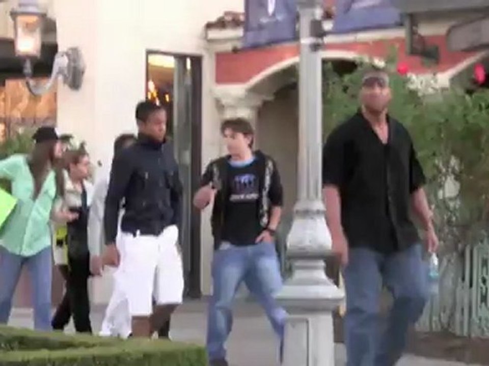 Michael Jackson's Kids Pay Tribute on  3rd Anniversary of Death