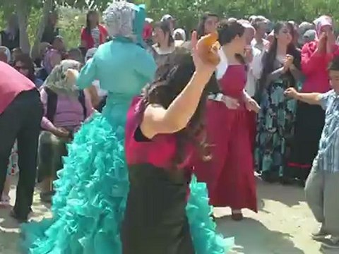 ESRA İLE MELİH NİŞAN -1