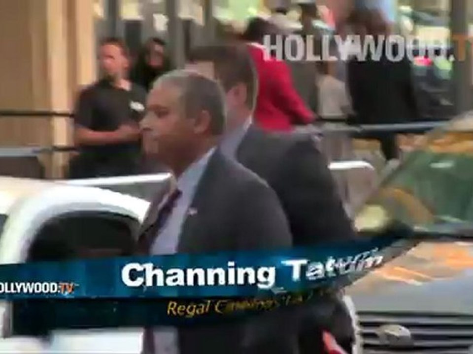 Channing Tatum & Cast at 'Magic Mike' Premiere! - Hollywood.TV