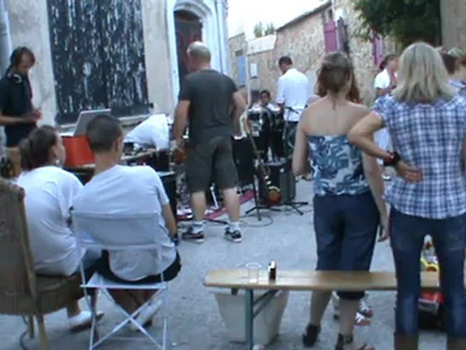 21 juin 2012 dans la rue  Emponce Plan de la tour