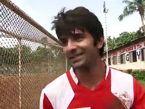 EXCLUSIVE : Barun Sobti & Vivian Dsena's INTERVIEW on Football Match