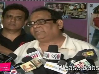 Satish kaushik Talks About Sharman Joshi