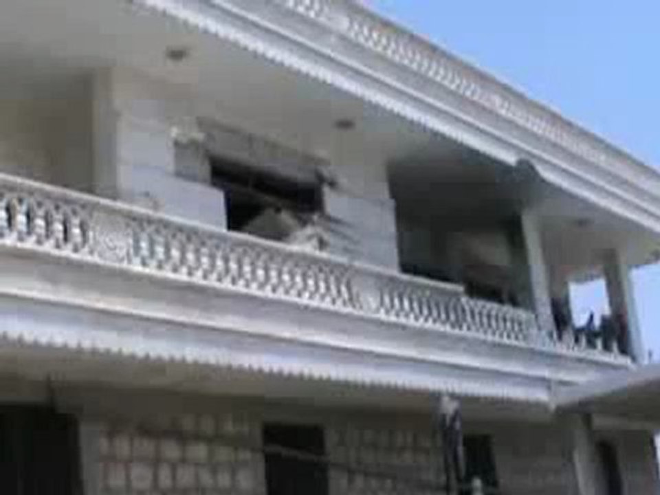 Syria فري برس ادلب خان شيخون  قصف المنازل 25 6 2012 Idlib