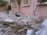 Syria فري برس دمار هائل وخراب  في منازل المدنيين بسبب القصف المدفعي حمص حي الخالدية 24 6 2012 Homs