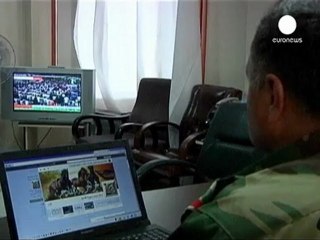 More senior Syrian officers defect to Turkey