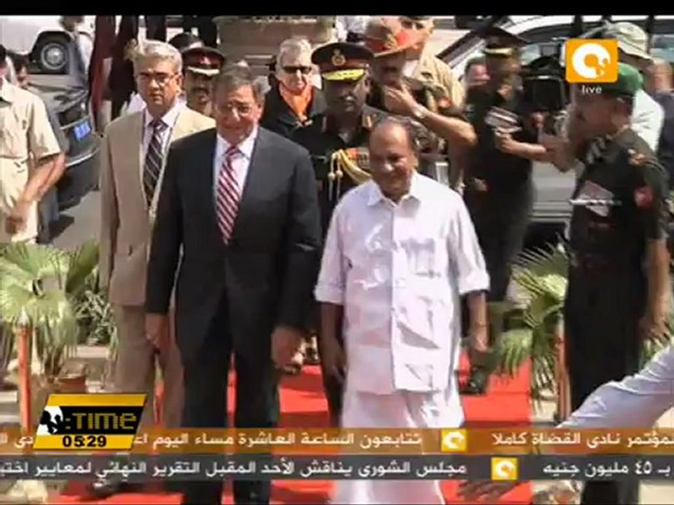 بانيتا يدافع عن استخدام واشنطن الطائرات بدون طيار