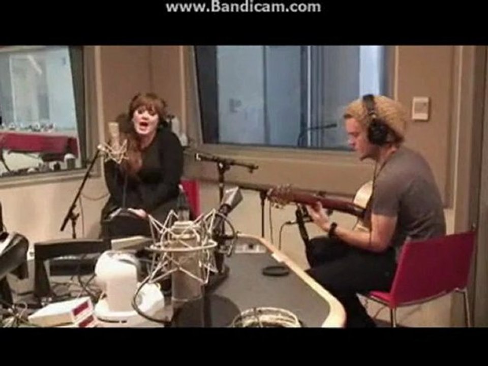 Adele NPR Chasing Pavements Mid October 2008