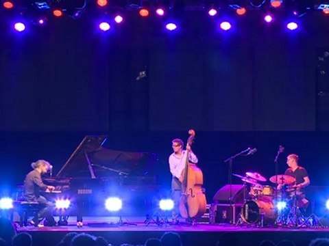 STEFANO BOLLANI - Danish Trio with Jesper Bodilsen e Morten