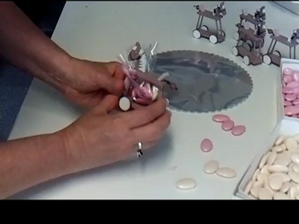 Boite à dragées petit cheval de bois