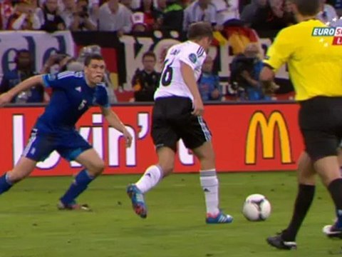 Euro Show: Lahm sağda mı solda mı?