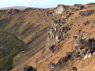 Ile de Paques- Entre Pacifique et Cratère