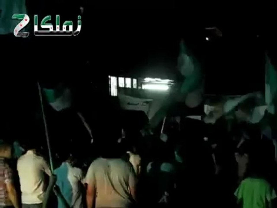 Syria فري برس ريف دمشق   زملكا ، مظاهرة  مسائية   خافوا الله يا عرب 26  6  2012 ، Damascus