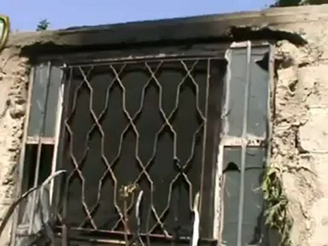 Syria فري برس ريف دمشق قطنا حرق أحد المنازل على يد عصابات الأسد 25 6 2012 Damascus