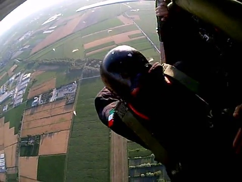 Mio primo alla porta V Dec I pas