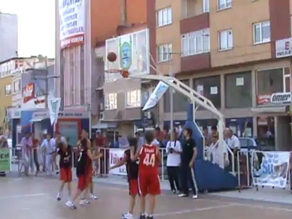 Yağcı Ticaret Dostum Yem - Eker Ayran (2012 Tatlıtop Küçük Bayanlar Final Maçı)