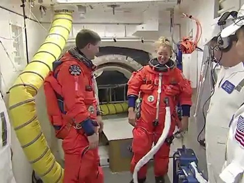 [STS-135] TCDT - Crew Ingress for Countdown Rehearsal