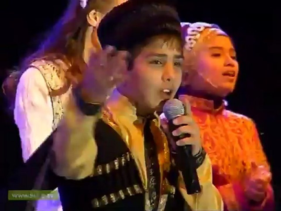 1 İstiklal Marşı İnsanlık el ele KARAMAN 10.Türkçe Olimpiyatı