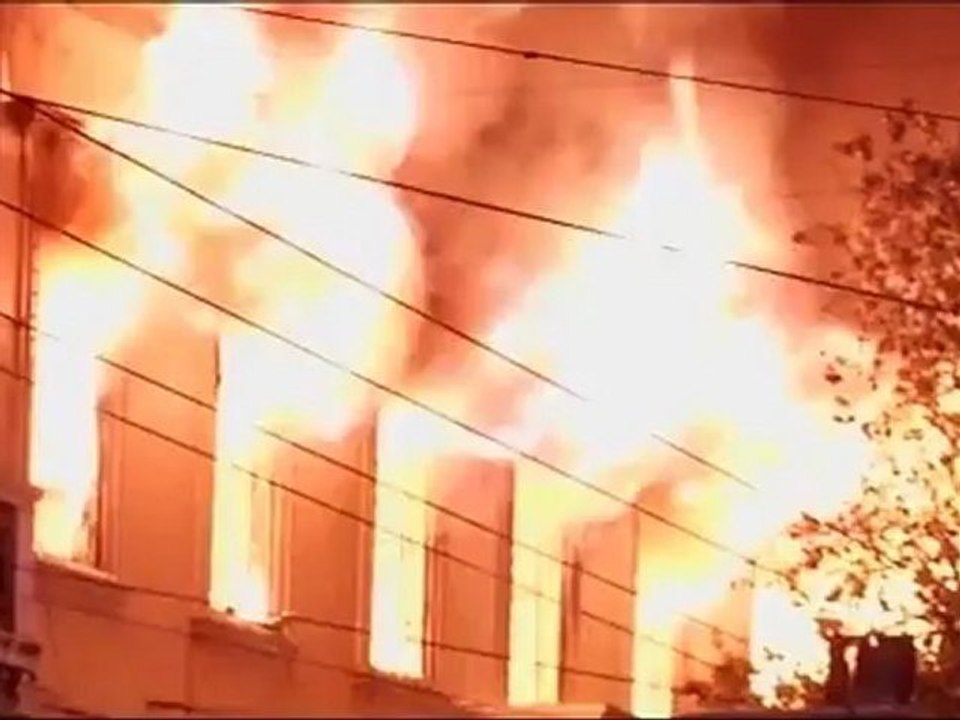 Athènes en flammes