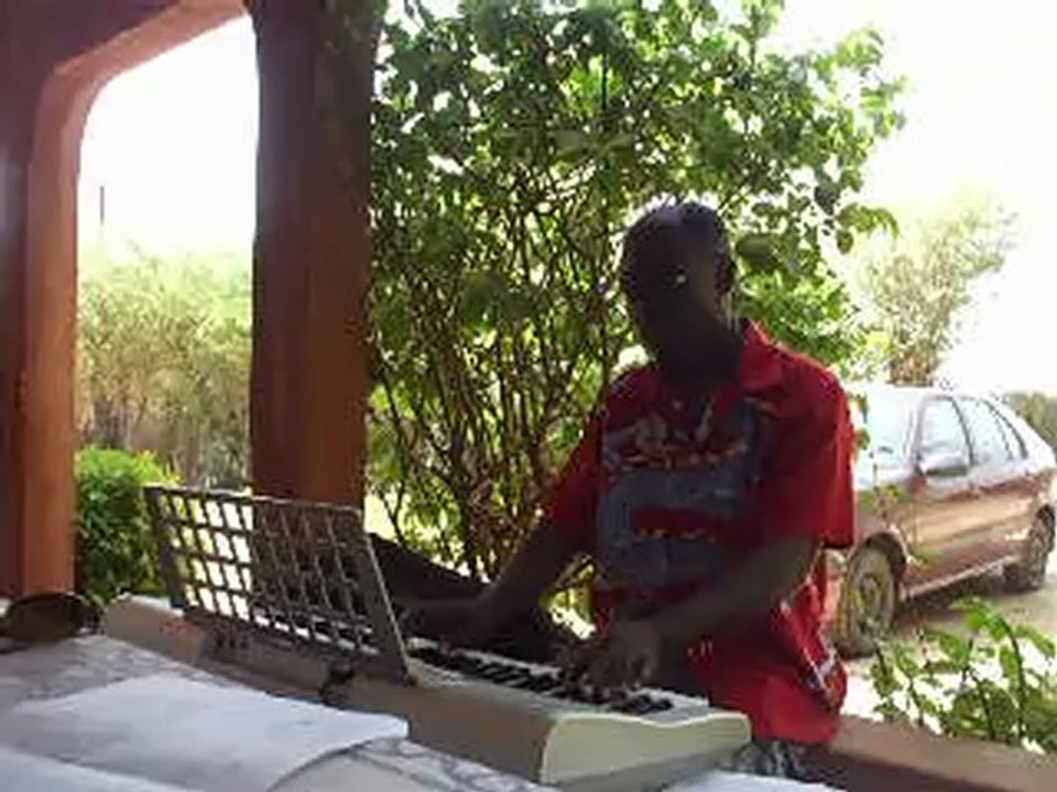 BLAISE MAISON SUR 10 06 2012 001