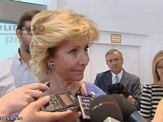 Aguirre cambiará "evidentemente" la ley que prohíbe fumar si