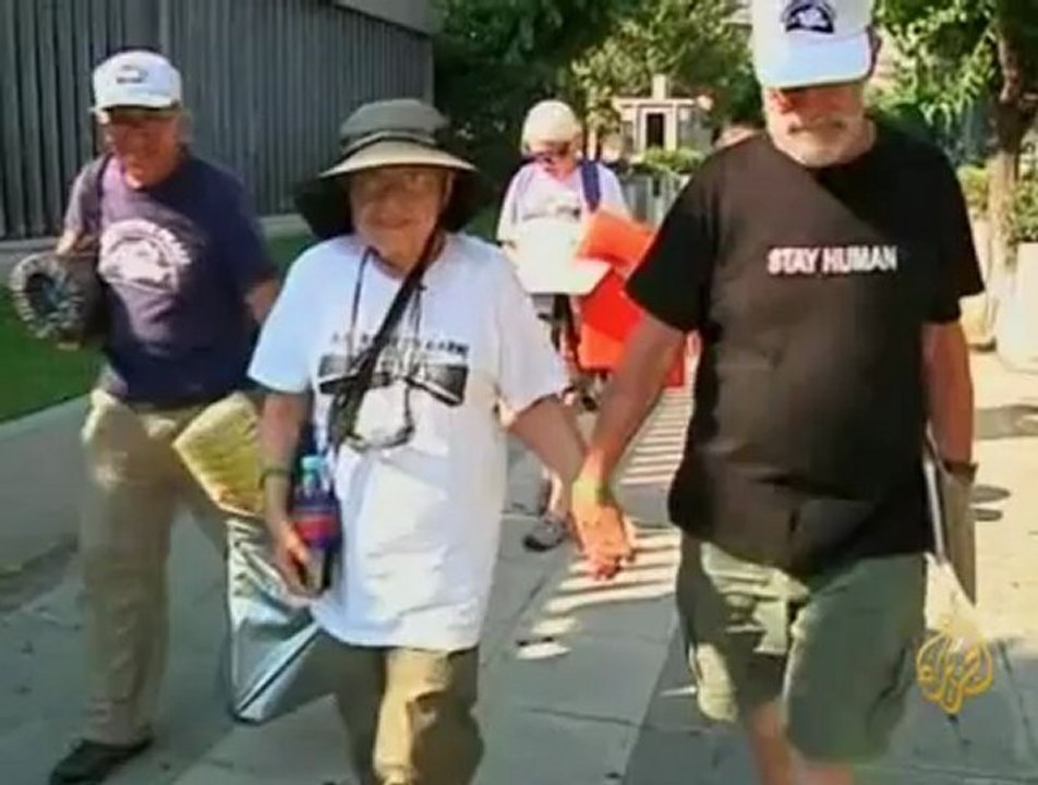 سفينة اسطول الحرية 2 تمنع على ميناء اليونان