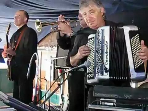 orchestre edilisse au joy club lac de virlay(saint amand montrond) cher