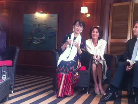 Aung San Suu Kyi à Paris
