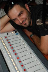 DJ ŞEKEROGLAN-  CANLI YAYIN DA ANNE KAZASI