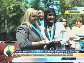 Madelyn Palmar recibió reconocimiento de la Gobernación del Zulia en el Día del Periodista