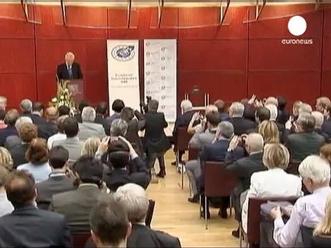 Al via a Bruxelles il vertice europeo salvaeuro