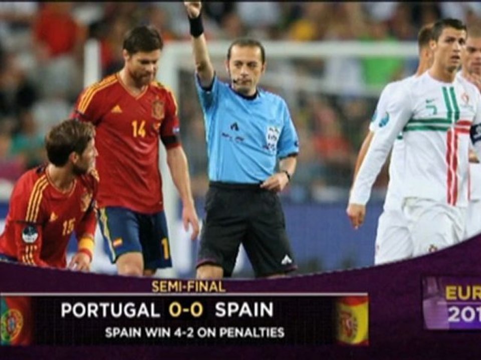Mit Glück ins Finale - Spanien gewinnt Elfer-Krimi
