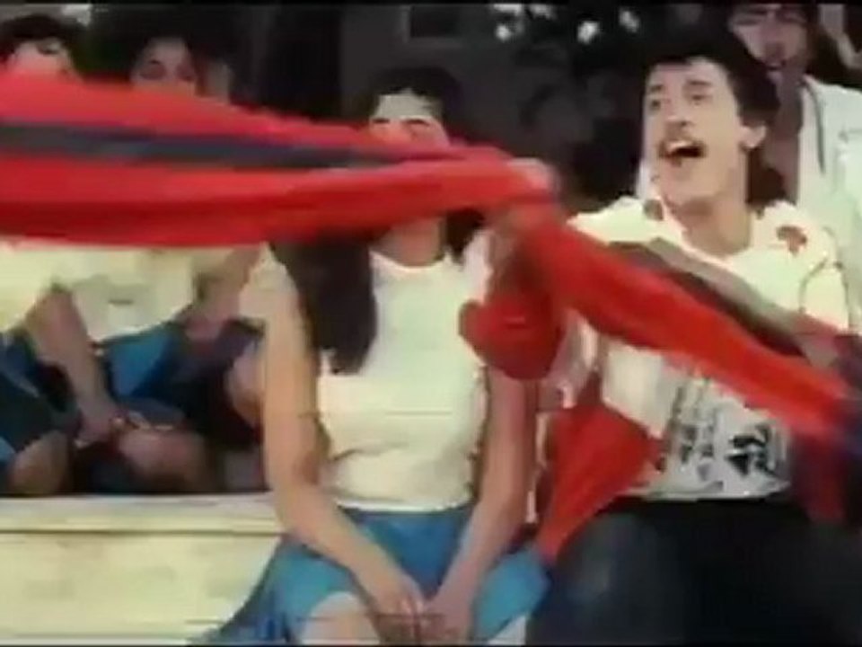 College Me Ban Thhan Ke Nikali Chhokri (Teri Ankhein Bhool Bhulaiyan)