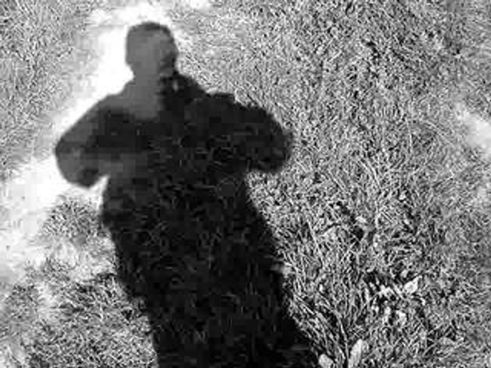 chemin vue noir et blanc ...