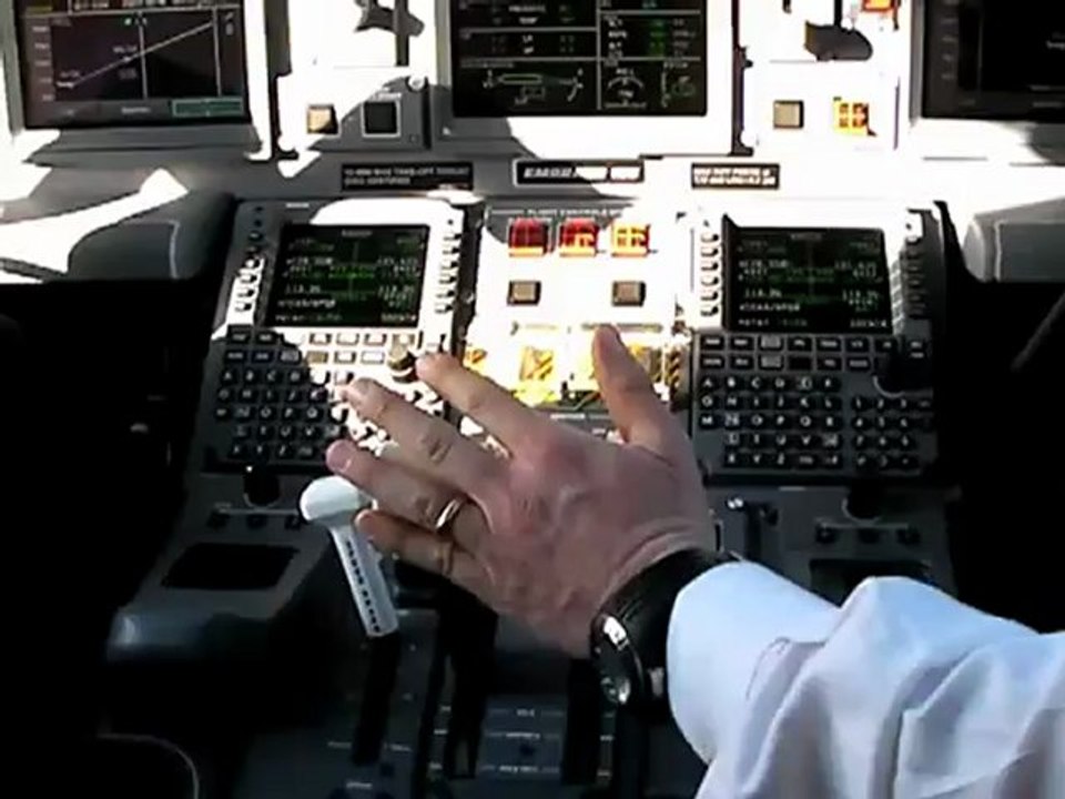 Embraer 195 cockpit takeoff video