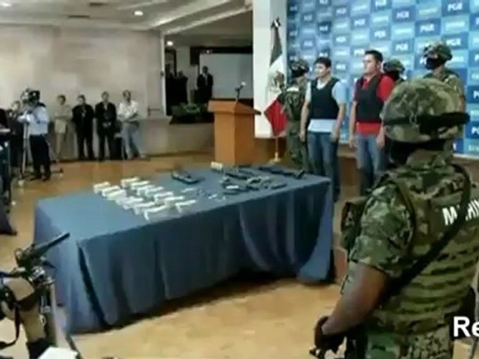 Drug war chaos clouds Calderon exit