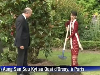 Tải video: Aung San Suu Kyi et Laurent Fabius