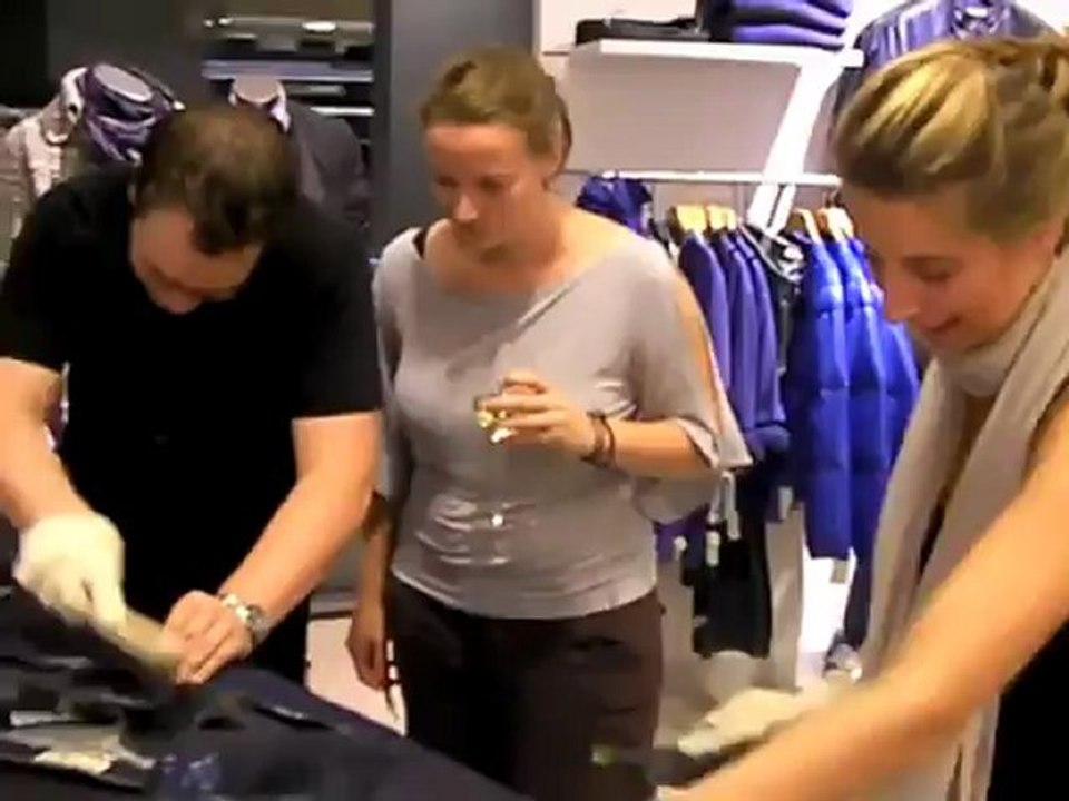 Closed Jeansautomat - die Jeans Maschine bei Konen (2009)