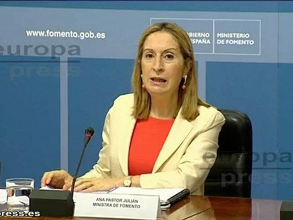 Pastor: "AENA prepara nuevas rutas"