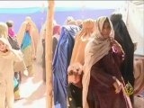 أوضاع النازحين في مخيمات قرب بيشاور