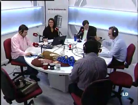Es la mañana: Es de Risa. La canción de los controladores - 09/12/10