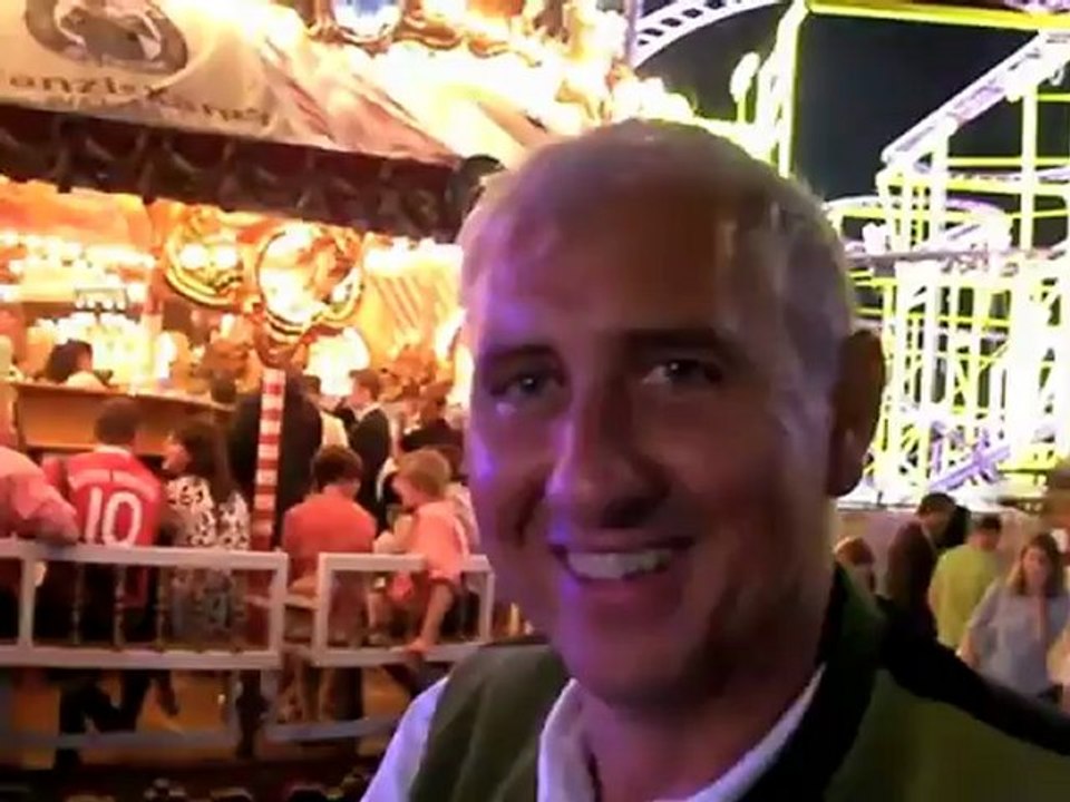 Hochreiter's nostalgische carousel bar auf dem oktoberfest