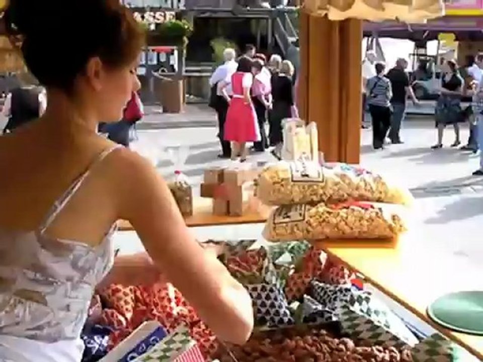 Willi Führer's Nuts Factory auf dem Oktoberfest