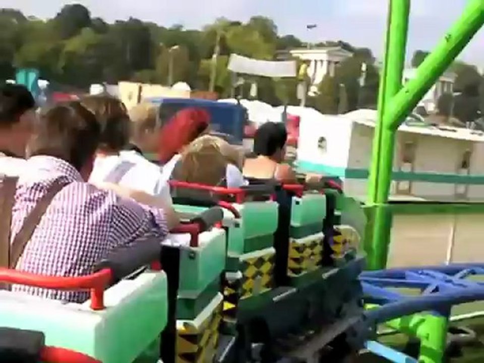 Alpina bahn - achterbahn auf dem oktoberfest