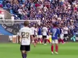 Impresionante libre directo desde 40 metros