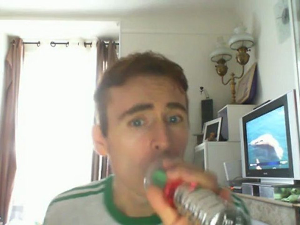 Wiwi égratigne "collectif métissé" de Collectif Métissé