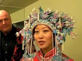 Chinesische Karnevalsprinzessin 2010  zu Besuch beim Rosenmontagszug in Köln