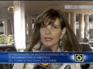Medios privados de TV y radio de reúnen con el CNE