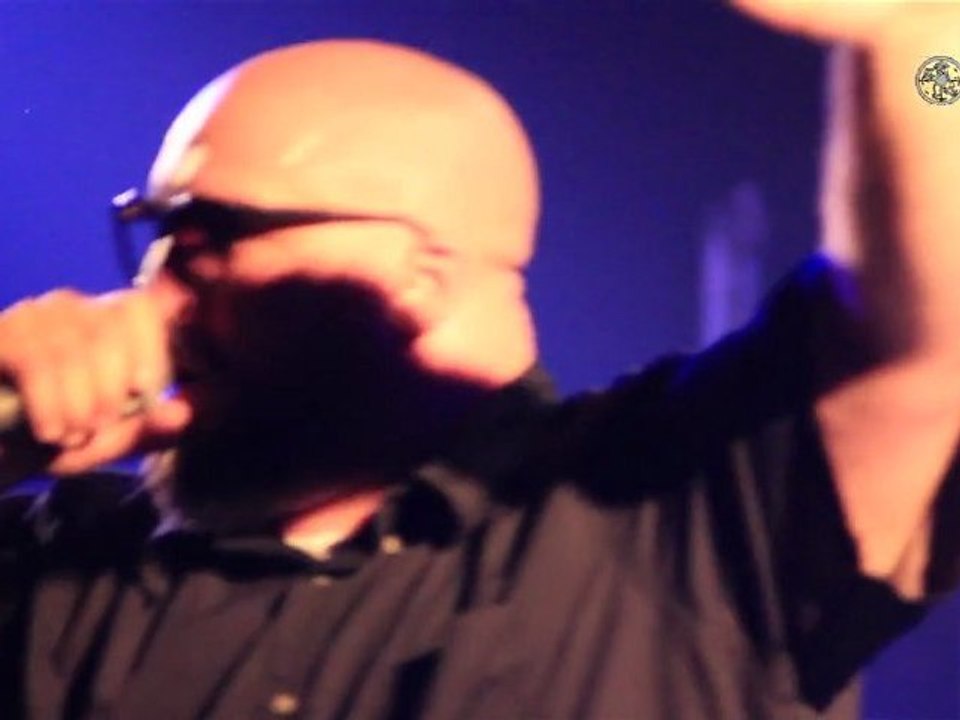 B. DOLAN - 50 ways to bleed your customers / Young POP #33