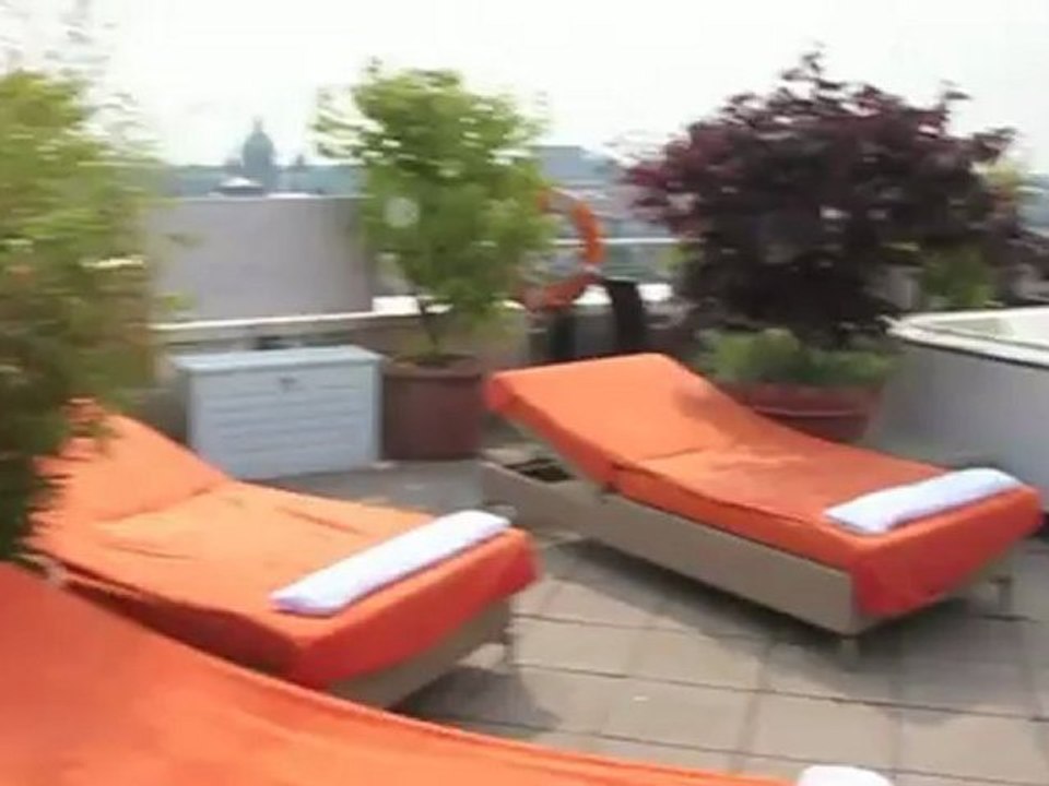 „China Moon Roof Terrace' - die neugestaltete Dachterrasse des Mandarin Oriental, Munich