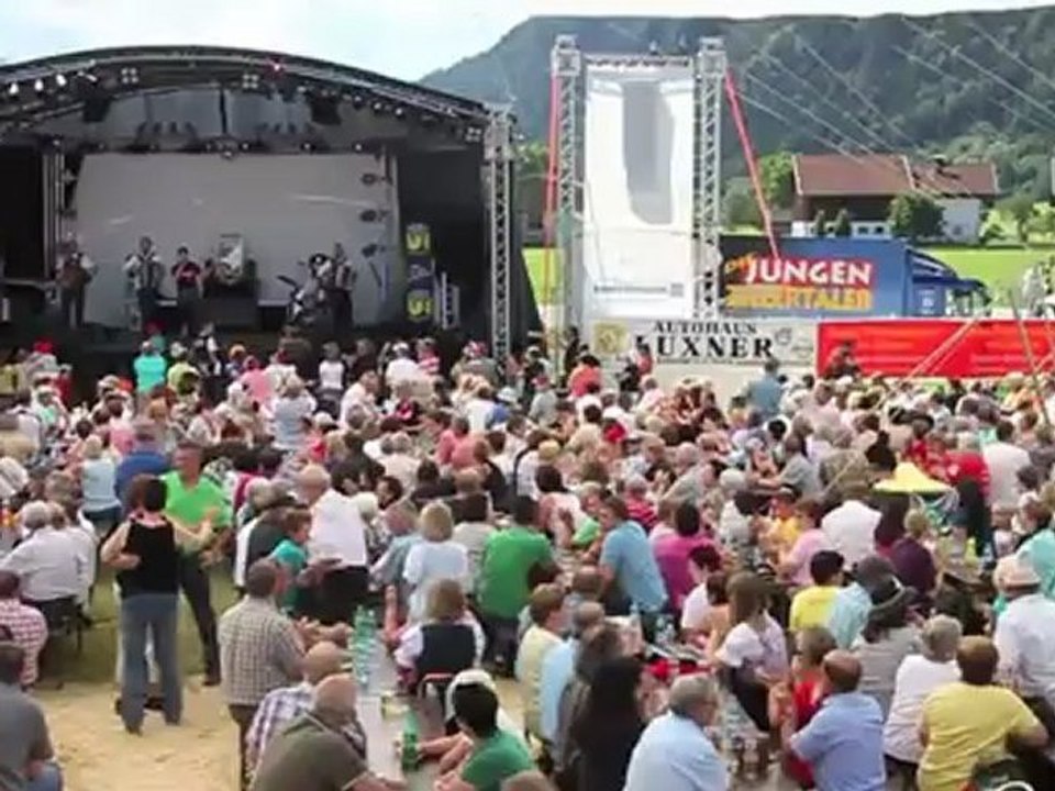 Die Jungen Zillertaler JUZI Fan Frühschoppen in Strass / Zillertal am 15.08.2010